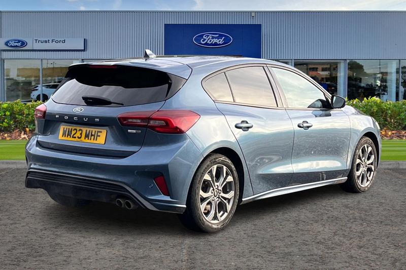 Used Ford Focus 2023 for sale - 76960759: Photo 4