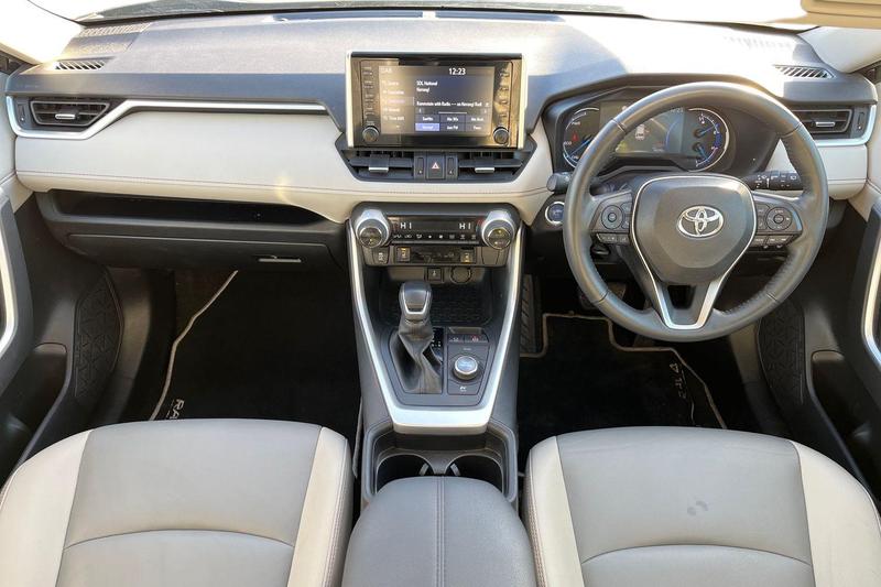 Used Toyota RAV4 2021 for sale - 77088166: Photo 10