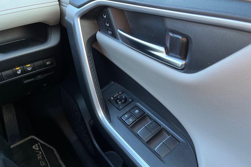 Used Toyota RAV4 2021 for sale - 77088166: Photo 16