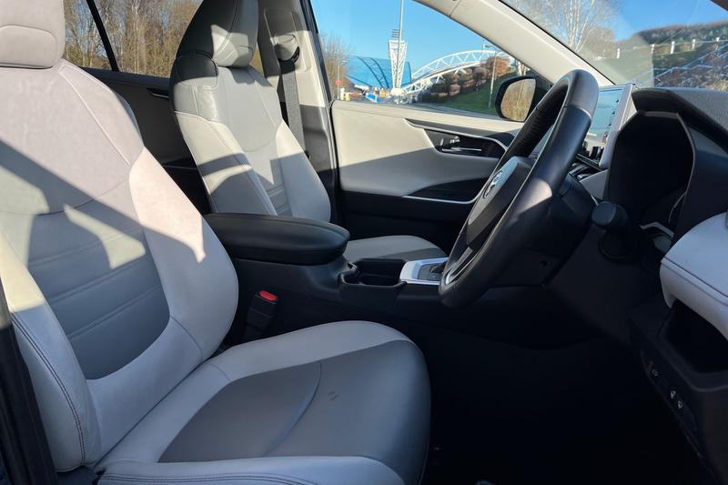 Used Toyota RAV4 2021 for sale - 77088166: Photo 17