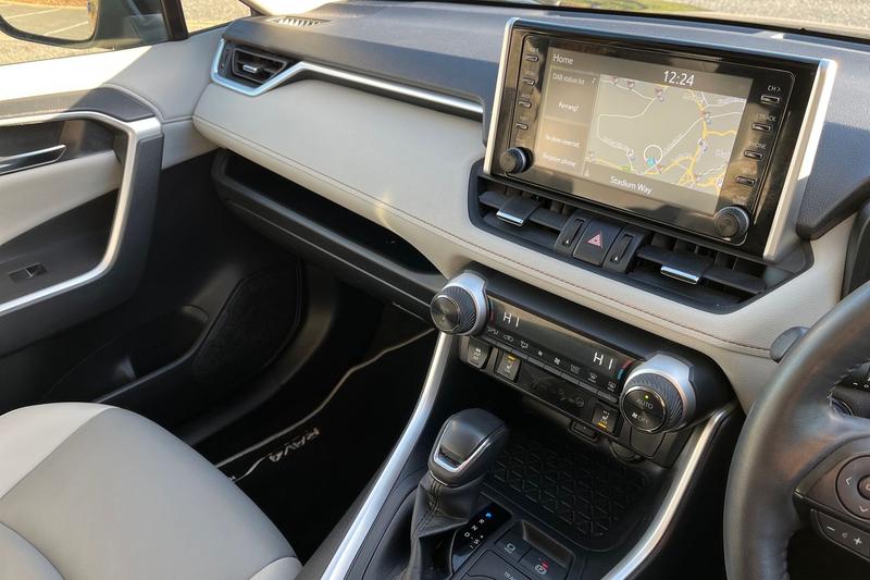 Used Toyota RAV4 2021 for sale - 77088166: Photo 23