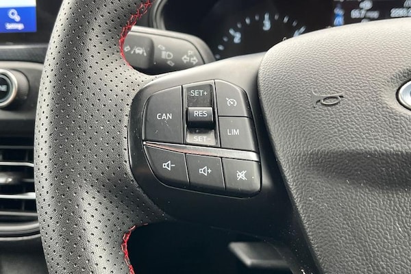 Used Ford Focus 2021 for sale - 76196476: Photo 32