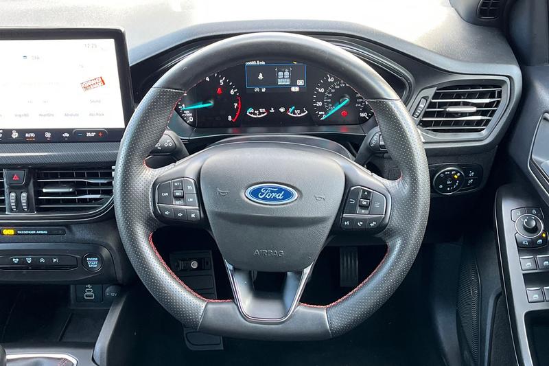 Used Ford Focus 2023 for sale - 76631349: Photo 12