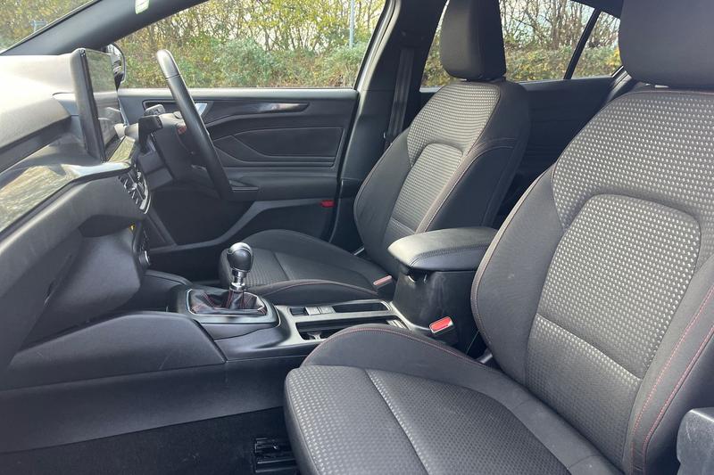 Used Ford Focus 2023 for sale - 76631349: Photo 19