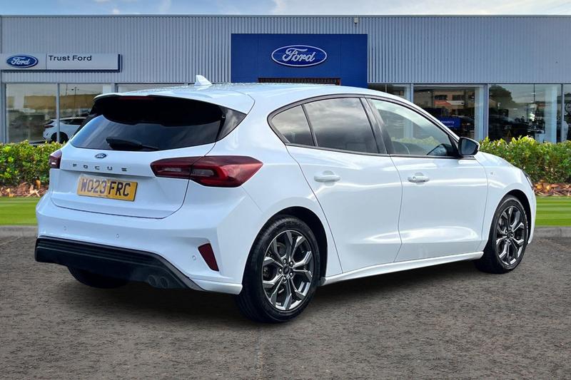 Used Ford Focus 2023 for sale - 76631349: Photo 4