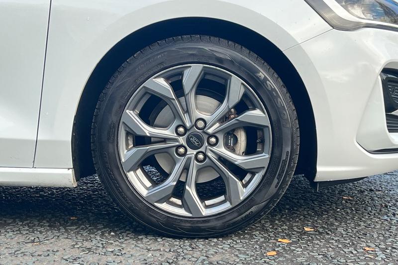 Used Ford Focus 2023 for sale - 76631349: Photo 8