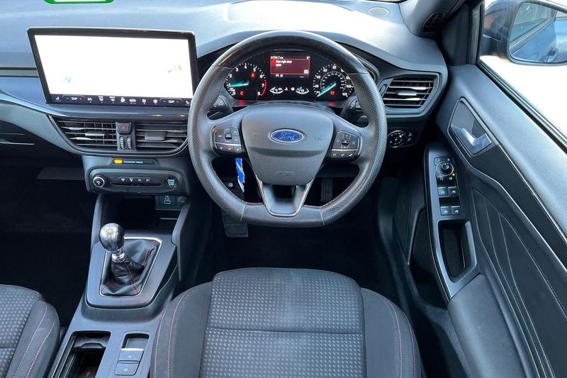 Used Ford Focus 2023 for sale - 77653782: Photo 11