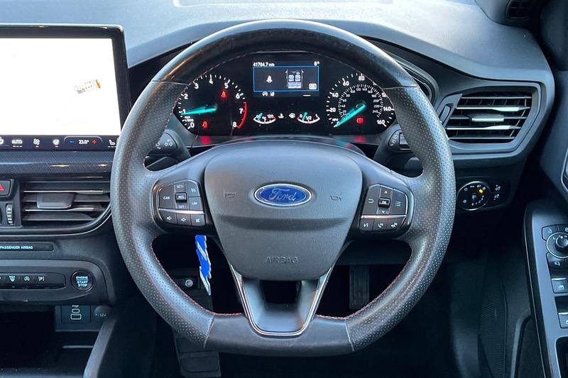 Used Ford Focus 2023 for sale - 77653782: Photo 12