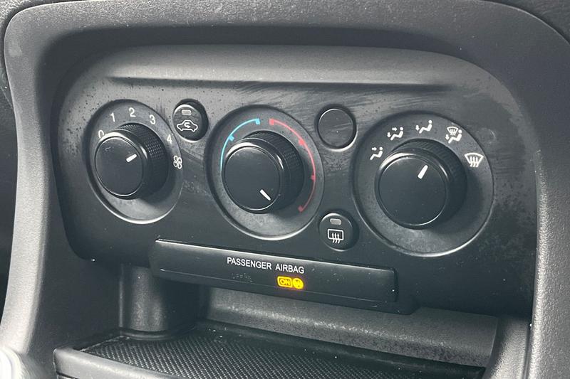 Used Ford Ka+ 2017 for sale - 77326911: Photo 27