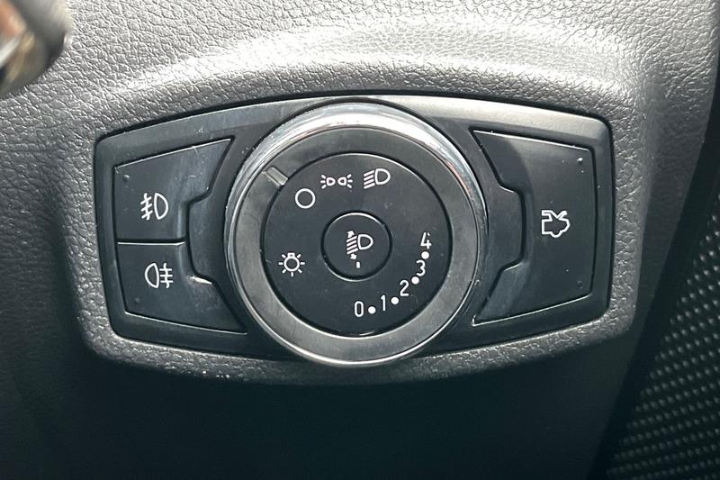 Used Ford Ka+ 2017 for sale - 77326911: Photo 34