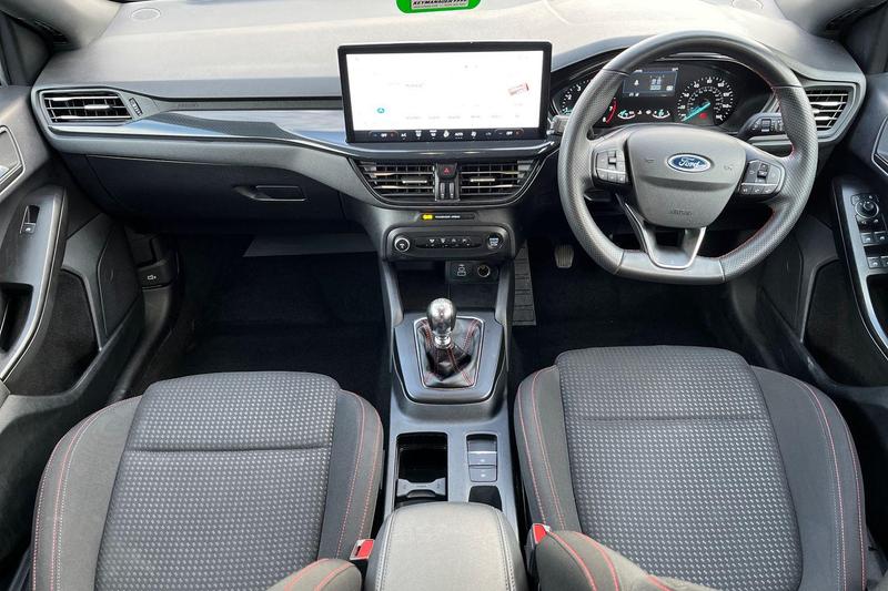 Used Ford Focus 2023 for sale - 76862508: Photo 10