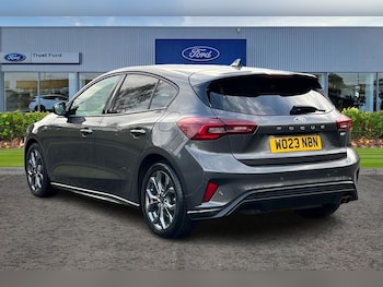 Used Ford Focus 2023 for sale - 76862508: Photo