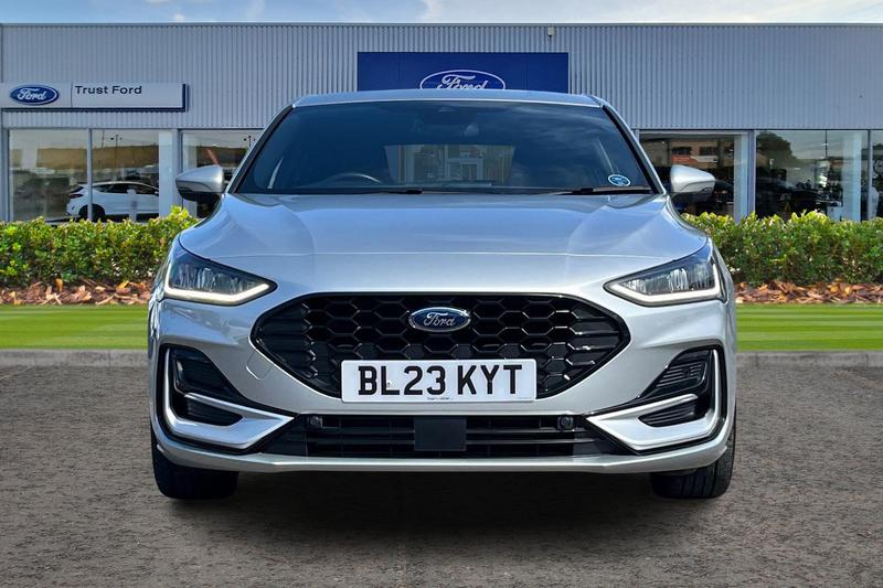 Used Ford Focus 2023 for sale - 76895368: Photo 6