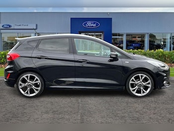 Used Ford Fiesta 2022 for sale - 77679530: Photo