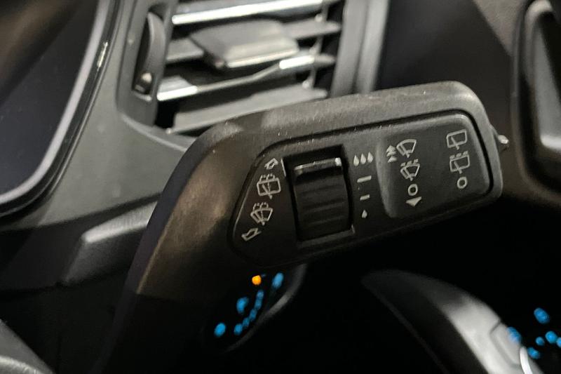 Used Ford Focus 2023 for sale - 76933551: Photo 13