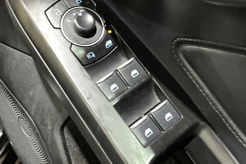 Used Ford Focus 2023 for sale - 76933551: Photo 14