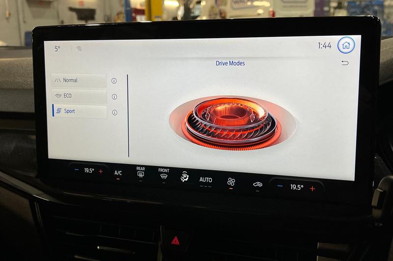 Used Ford Focus 2023 for sale - 76933551: Photo 25