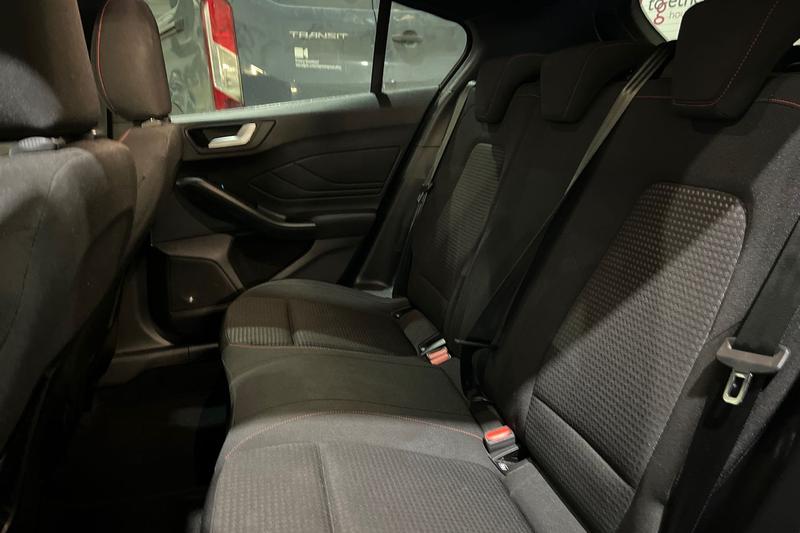 Used Ford Focus 2023 for sale - 76933551: Photo 33