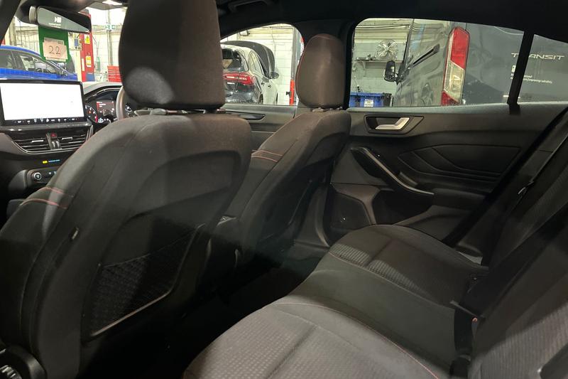 Used Ford Focus 2023 for sale - 76933551: Photo 34