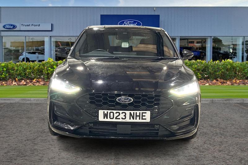 Used Ford Focus 2023 for sale - 76933551: Photo 4