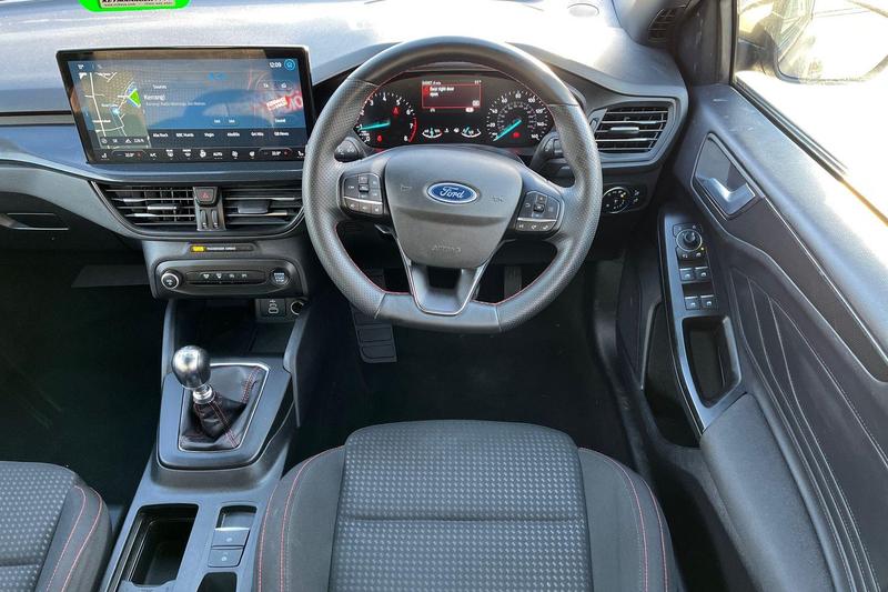 Used Ford Focus 2023 for sale - 77061375: Photo 11