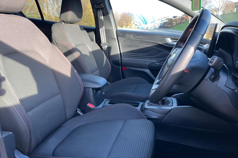 Used Ford Focus 2023 for sale - 77061375: Photo 17