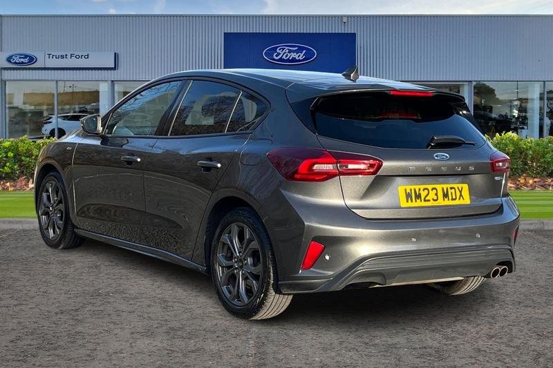 Used Ford Focus 2023 for sale - 77061375: Photo 2