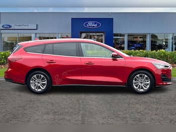 Used Ford Focus 2023 for sale - 75655876: Photo