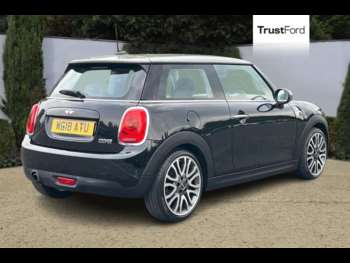 Used MINI Hatch 2018 for sale - 74905101: Photo