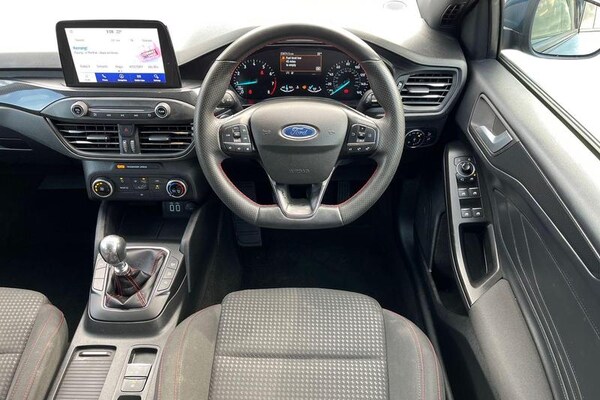 Used Ford Focus 2021 for sale - 75561440: Photo 11