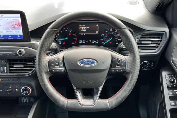 Used Ford Focus 2021 for sale - 75561440: Photo 12