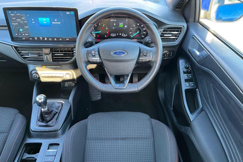 Used Ford Focus 2023 for sale - 76782189: Photo 11