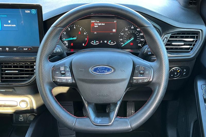 Used Ford Focus 2023 for sale - 76782189: Photo 12