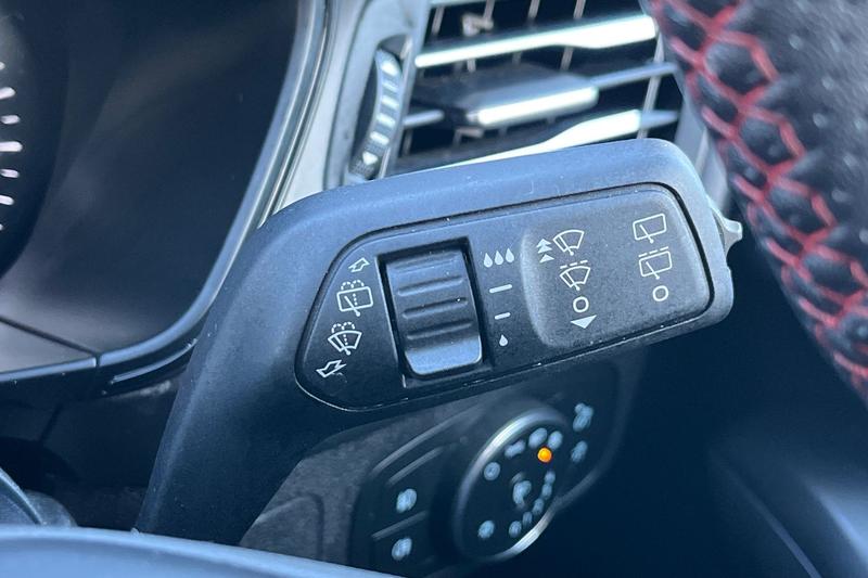 Used Ford Focus 2023 for sale - 76782189: Photo 15