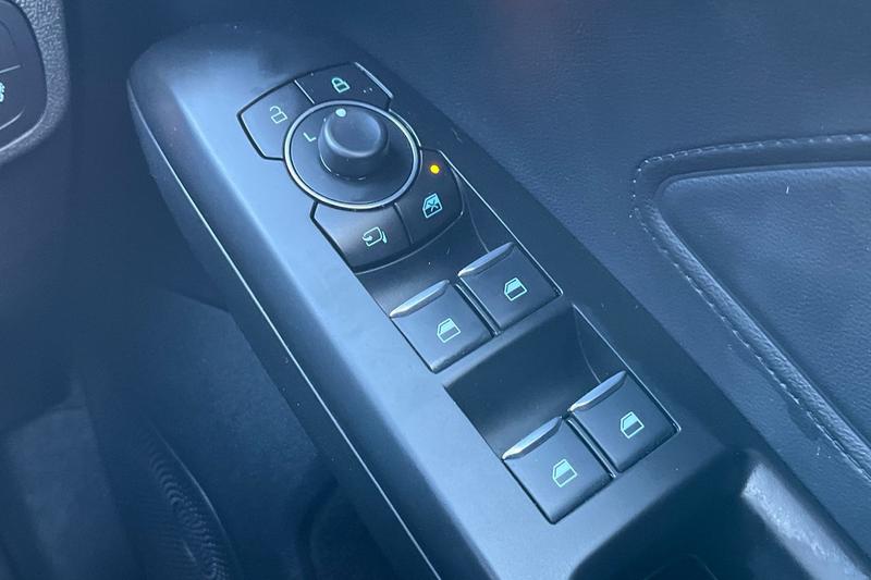 Used Ford Focus 2023 for sale - 76782189: Photo 16