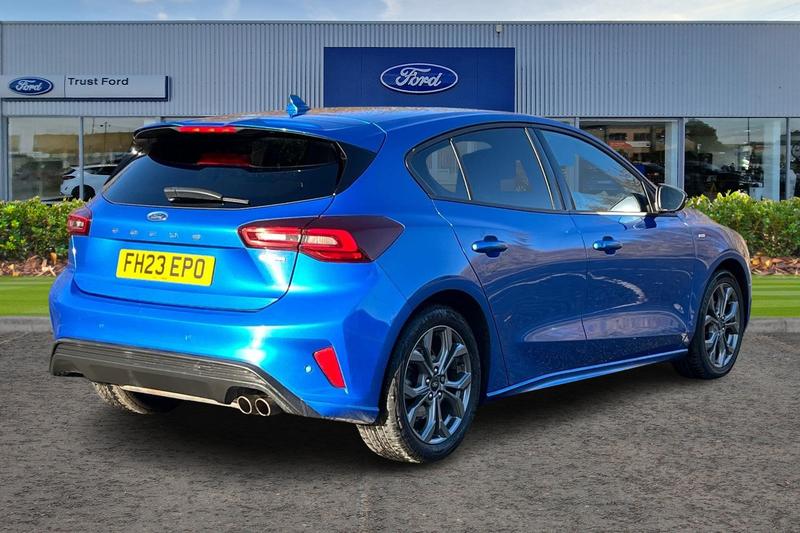 Used Ford Focus 2023 for sale - 76782189: Photo 4