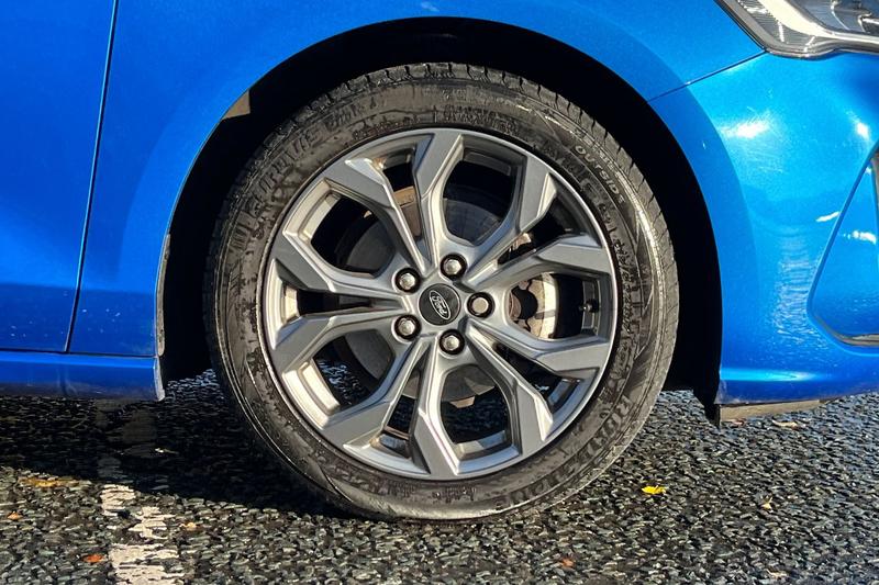 Used Ford Focus 2023 for sale - 76782189: Photo 8