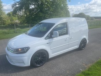 Used Volkswagen Caddy 2016 for sale - 78701400: Photo