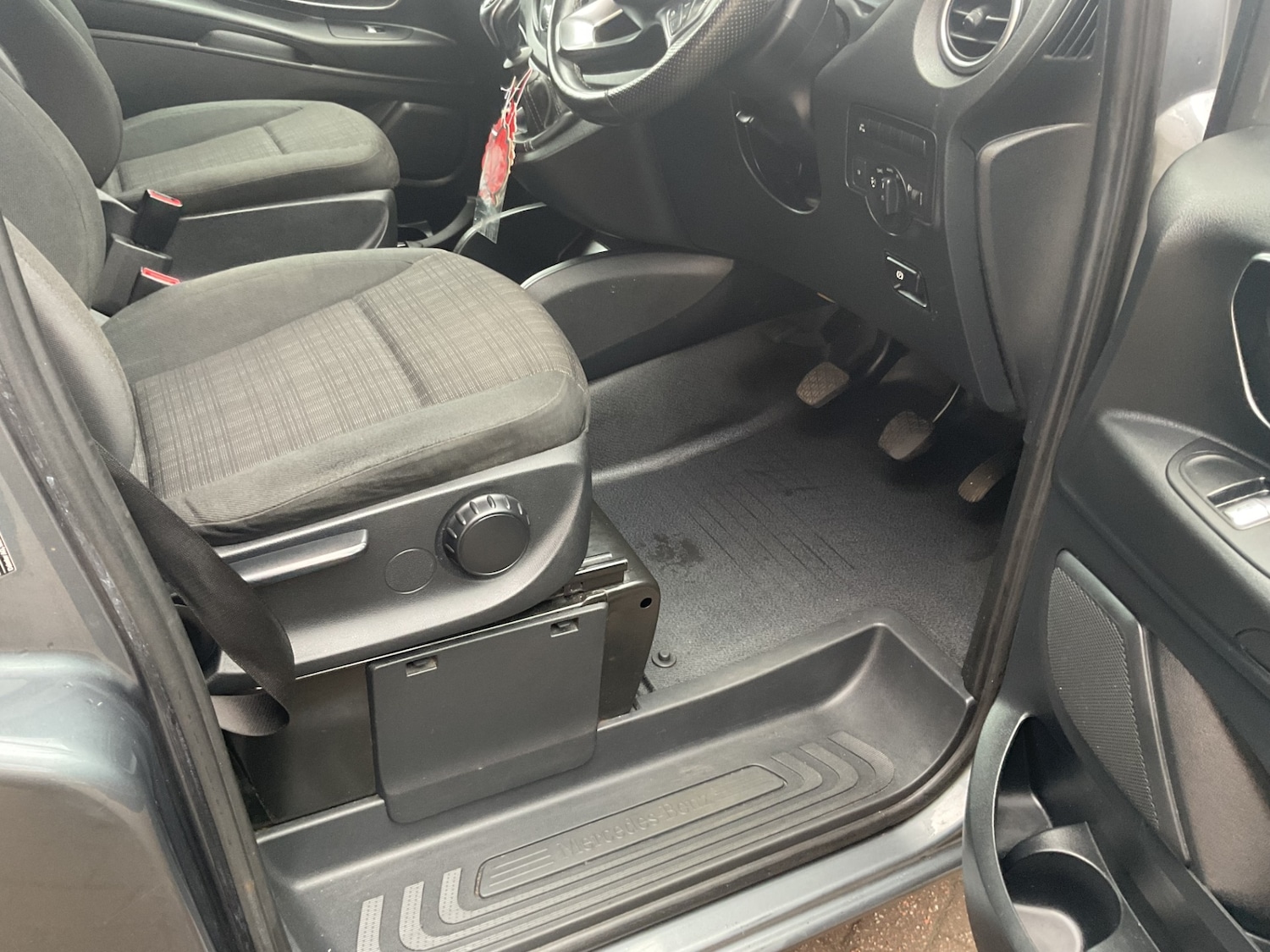 Used Mercedes-Benz Vito 2019 for sale - 77568756: Photo 16