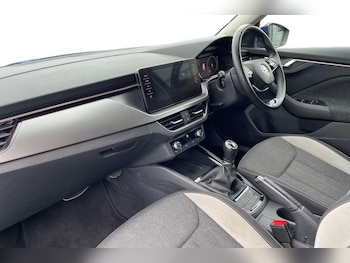 Used Skoda Kamiq 2022 for sale - 76067153: Photo 2