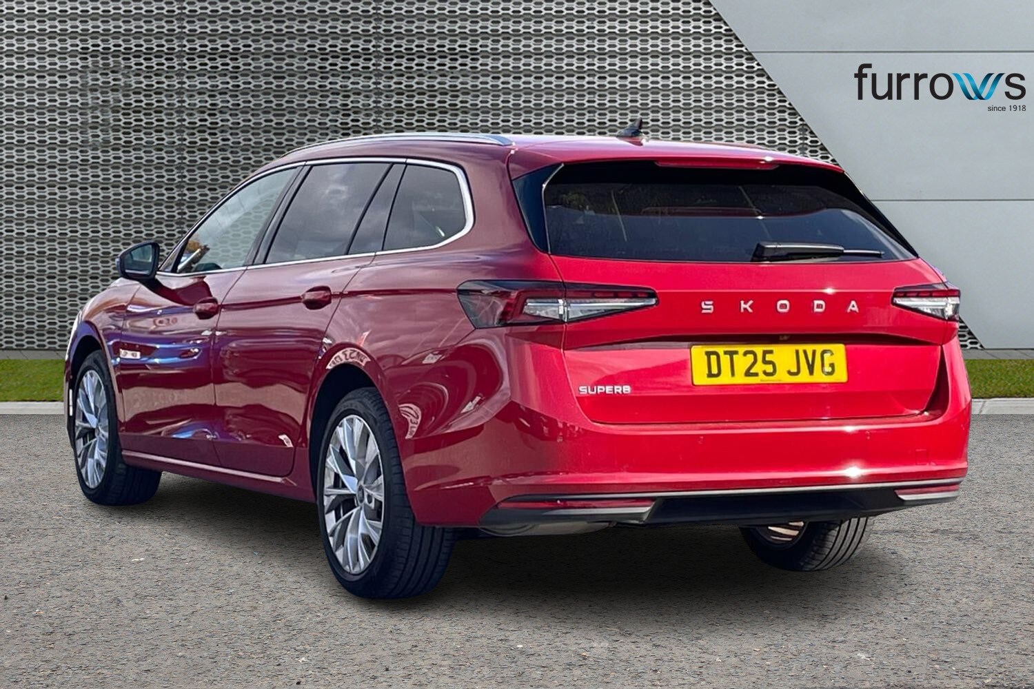 Used Skoda Superb 2025 for sale - 76244603: Photo 3