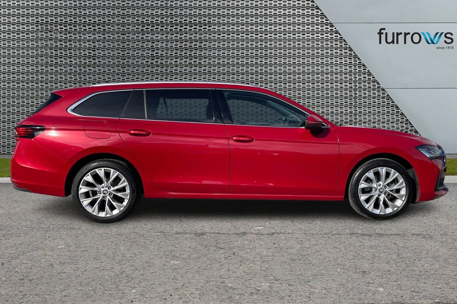 Used Skoda Superb 2025 for sale - 76244603: Photo 4