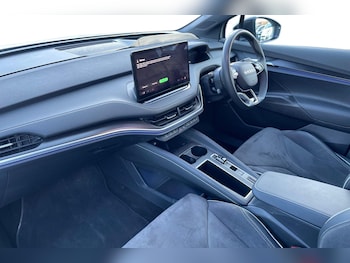 Used Skoda Enyaq 2025 for sale - 77170474: Photo