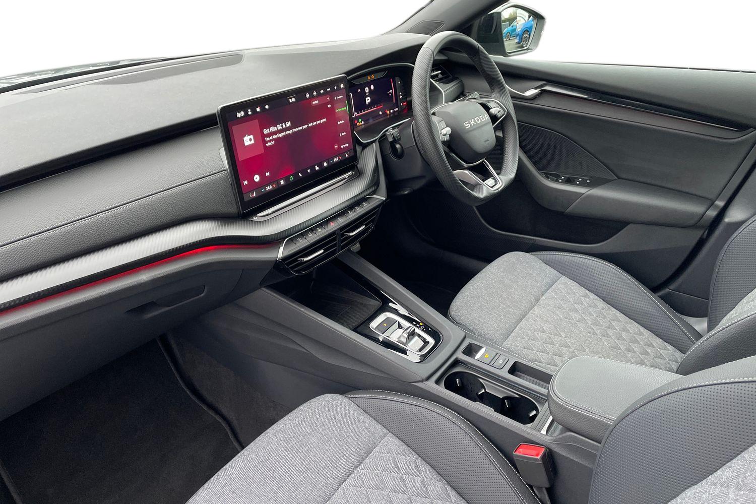 Used Skoda Octavia 2025 for sale - 77137619: Photo 2