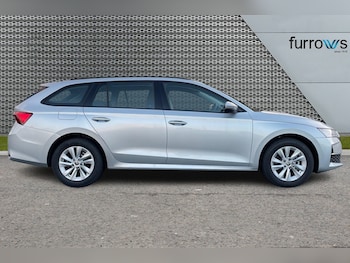 Used Skoda Octavia 2024 for sale - 76556789: Photo