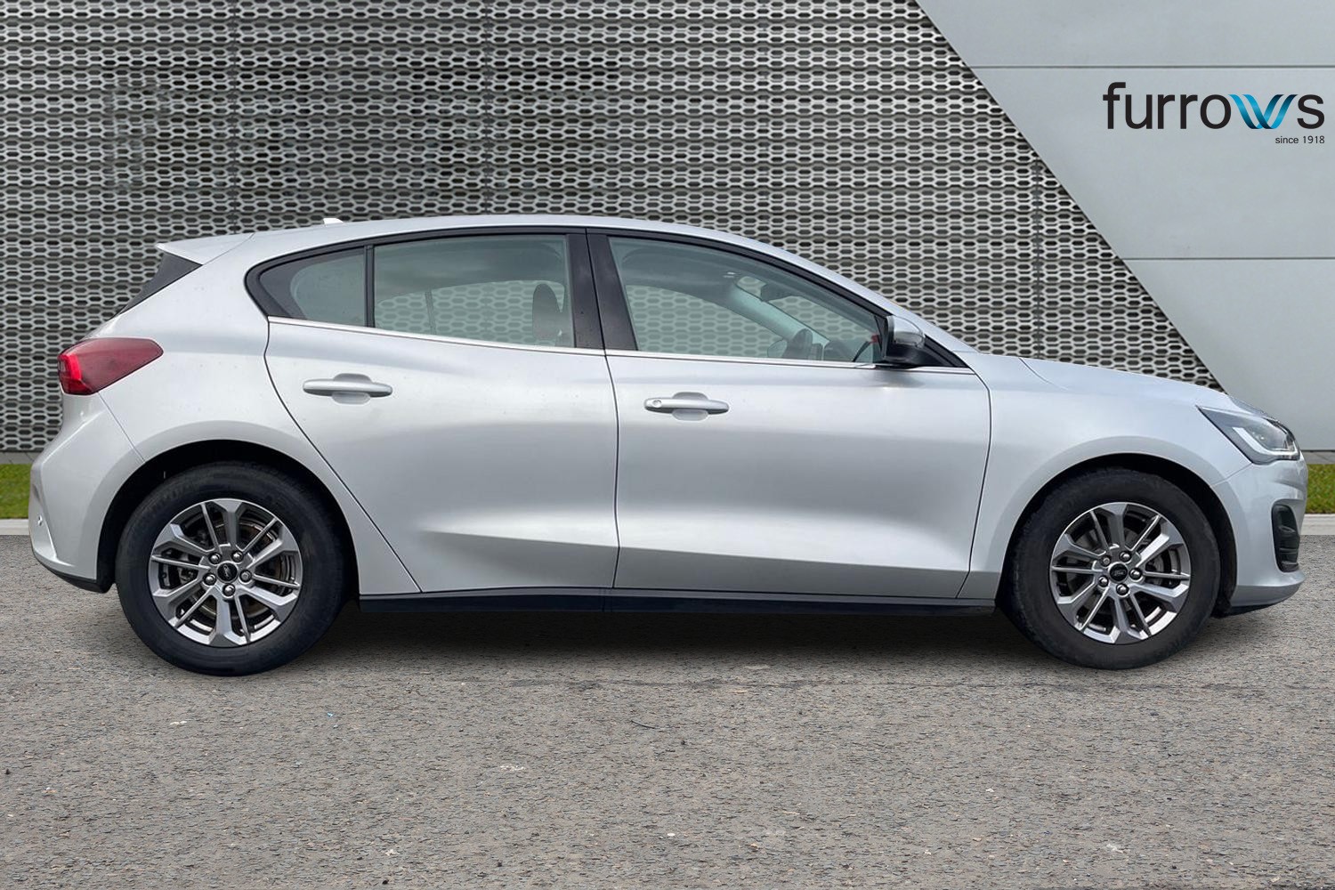 Used Ford Focus 2023 for sale - 76452181: Photo 4