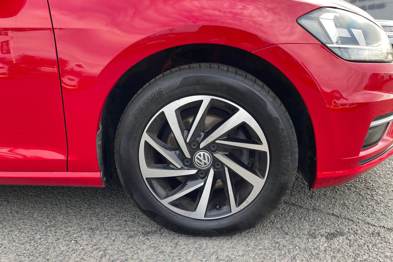 Used Volkswagen Golf 2019 for sale - 76302472: Photo 6