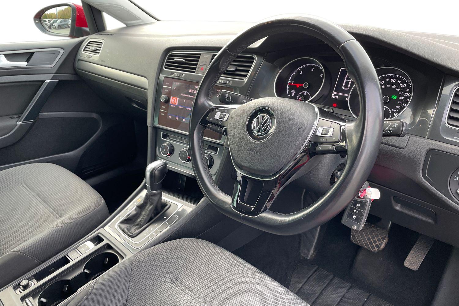 Used Volkswagen Golf 2019 for sale - 76302472: Photo 7
