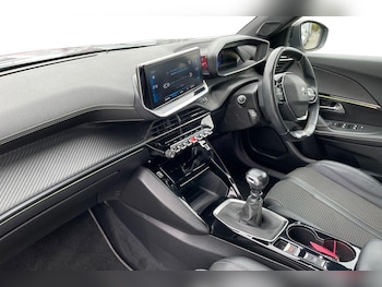 Used Peugeot 2008 2020 for sale - 76244442: Photo 2