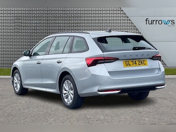 Used Skoda Octavia 2025 for sale - 75934664: Photo